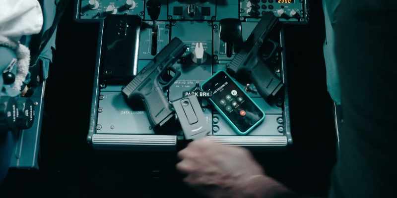 Pull the lever up and turn it clockwise all the way