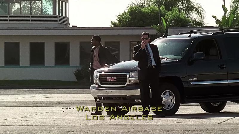 Pull up 30 feet from the left wing. Escort, lay back