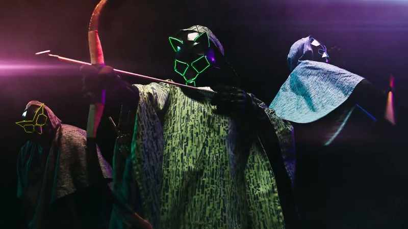 �� Pull up in these masks and we be ♪
