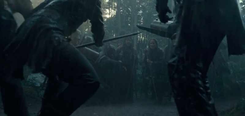Put down your weapons! Put down your weapons!