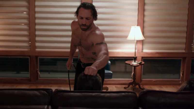 Put your hands behind your fuckin' back