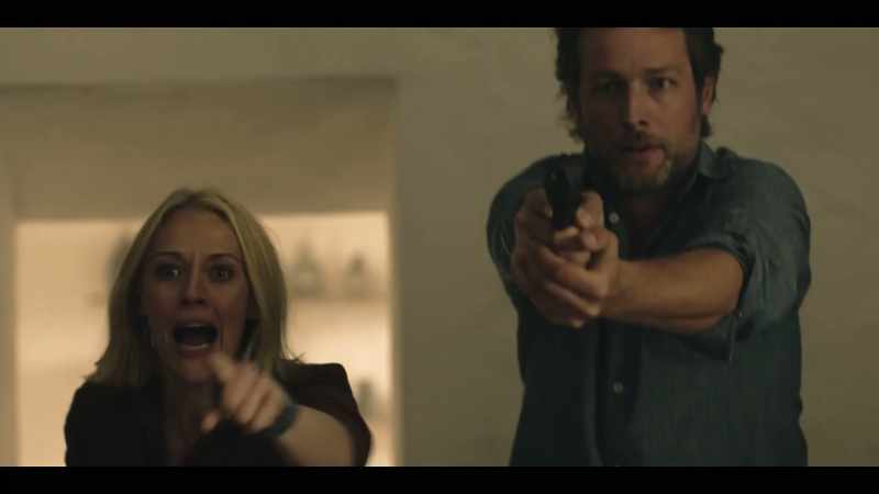 Put the gun down!