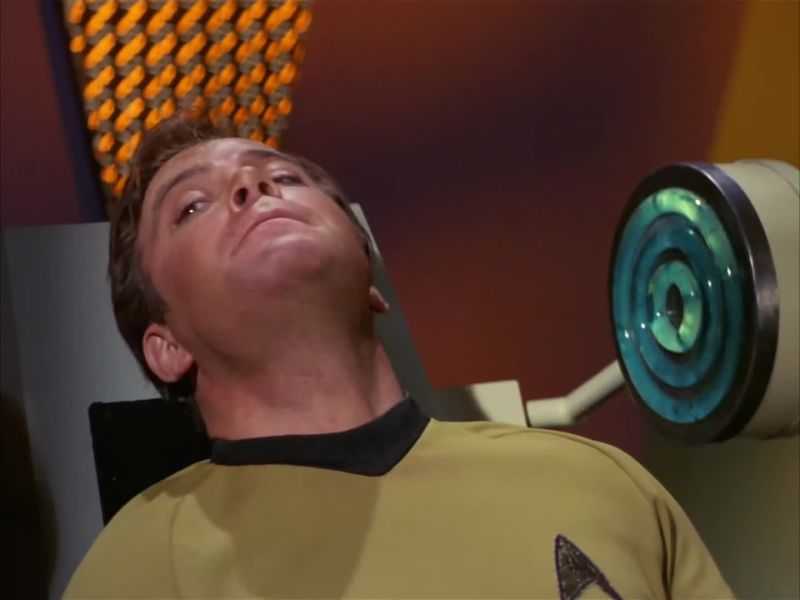 Queen to queen's level three, Captain Kirk