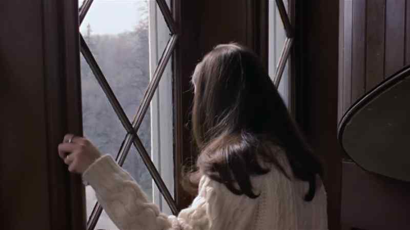 Quentin: Carlotta, have you seen myjacket?