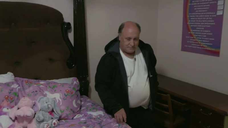 Quite a comforting childish, maybe feminine scene