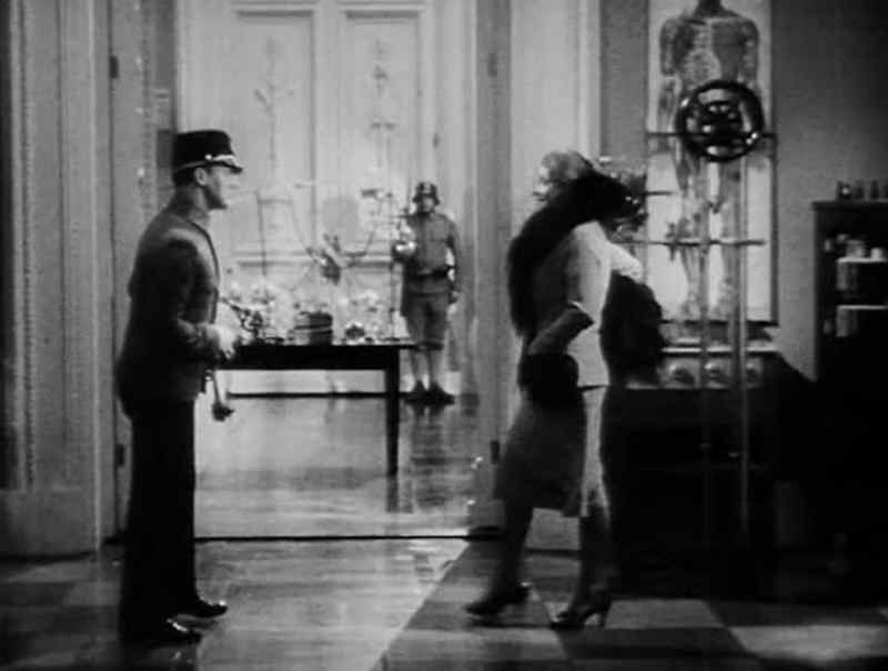 Quite a walk, isn't it? - I don't mind walking