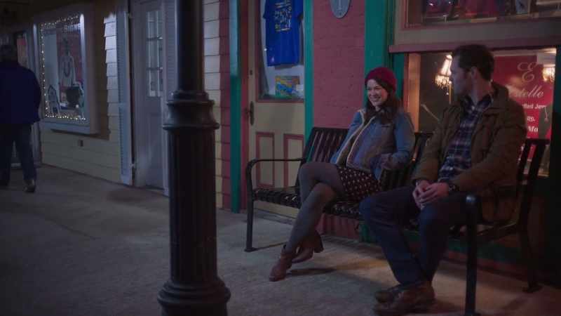 [Rachel chuckles]