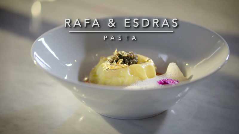 [Rafa] Today we made egg raviolo di mare