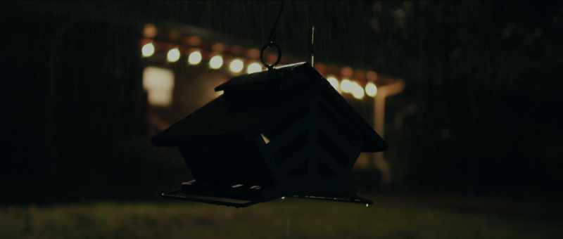 (rain splashes) (suspenseful music)