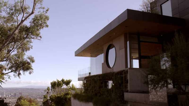 [R&B music]