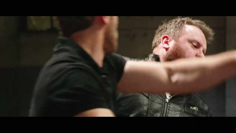 (Ray grunting) (punches thudding)