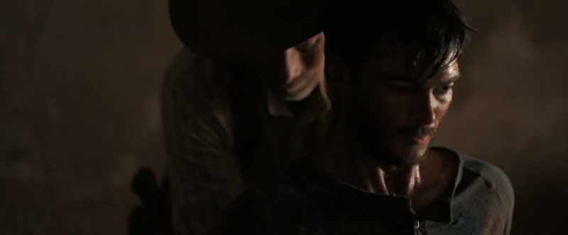 [razor rings] [Alonzo grunts]