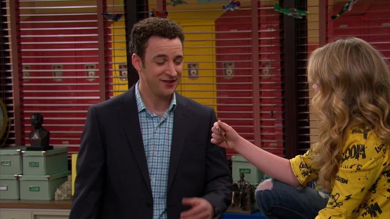 Read the card. - Huh?