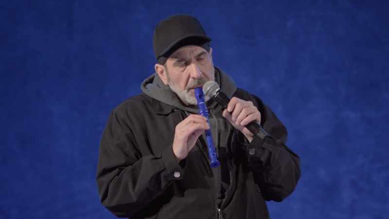 [recorder playing]
