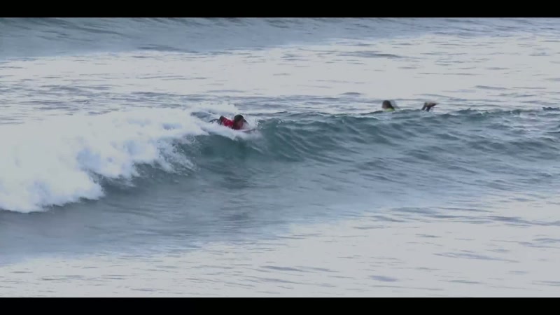 Red grabs this wave