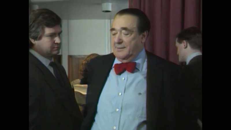 [reporter] In the four weeks since Robert Maxwell died