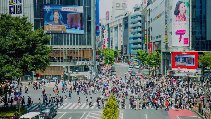 (REPORTER SPEAKING JAPANESE)