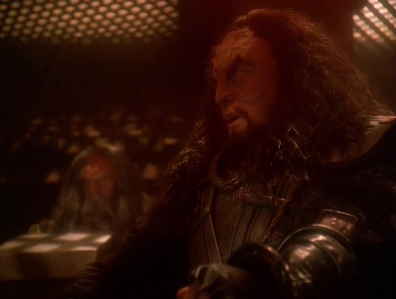 Return to your duties or I will find a crew that can!