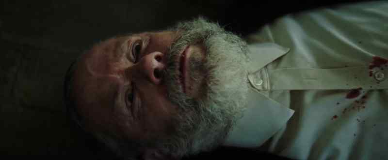 (Reynolds groaning)