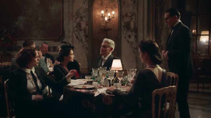 Ribeiro: Anita, dear, I think we should introduce ourselves