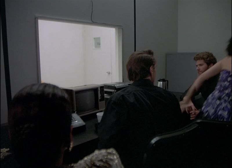 Richard, what is it? Let's get out of here!