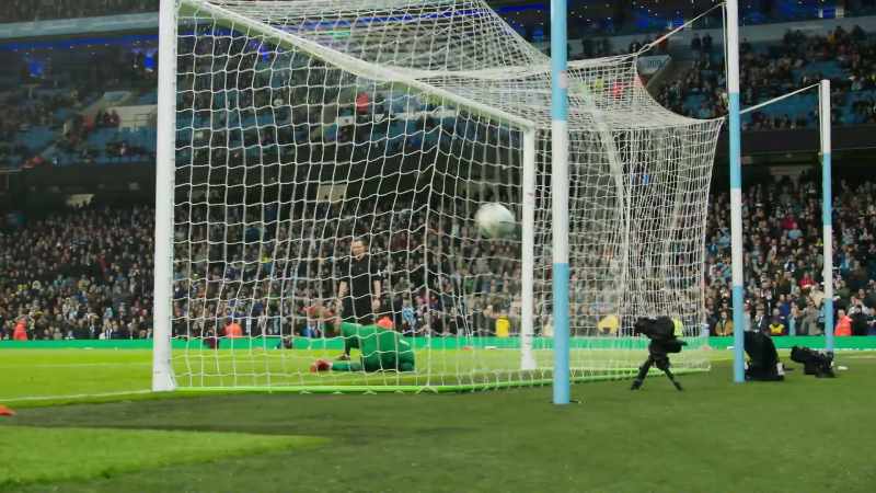 Right-footed and strikes it firmly with his side foot