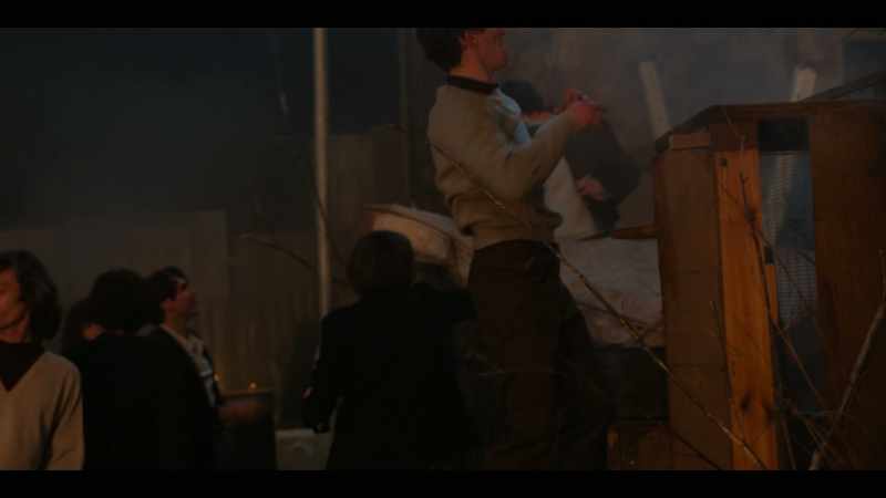 Right, get that mattress on the barricade