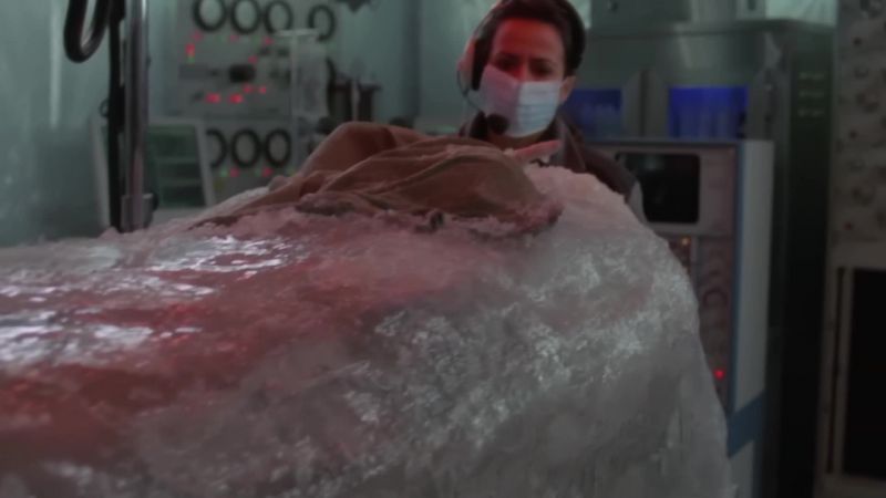 Right hand, right arm and partial head exposed