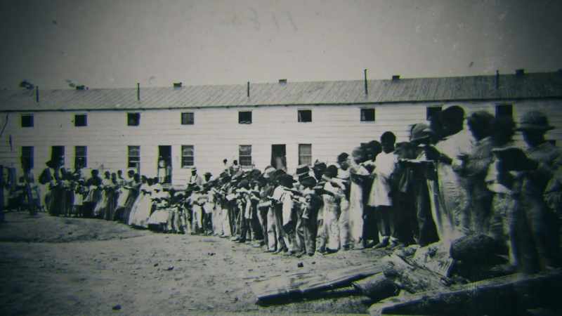 Right to the start, enslaved people view the union army