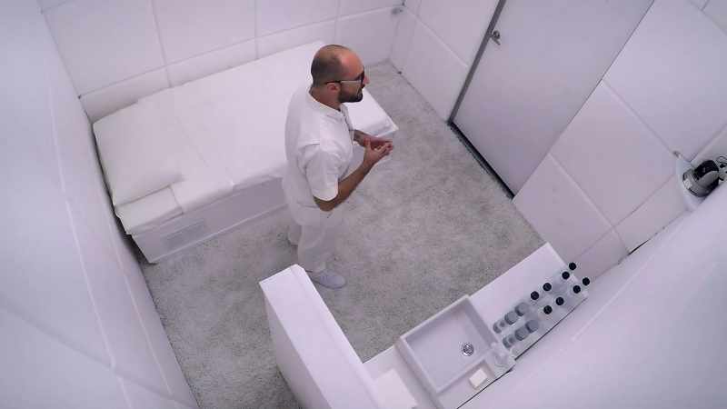 Rimarrò in questa stanza per tre giorni