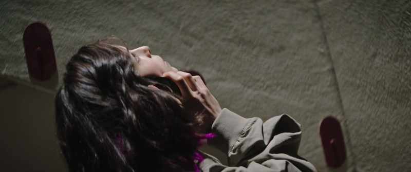 [ringtone] - [ringing away from mobile phone]