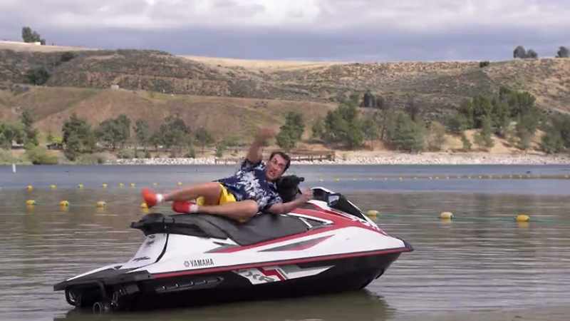 �� Rob Riggle's Ski Master... ♪