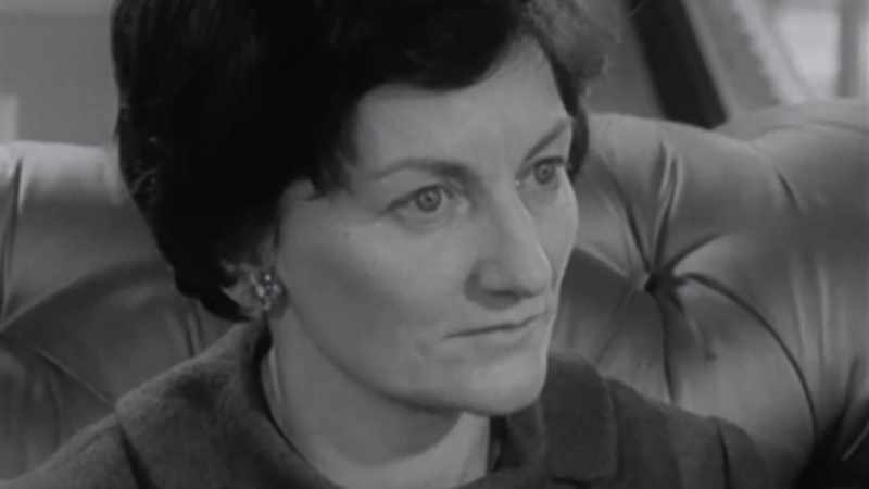 Robert Maxwell had been very close to his mother