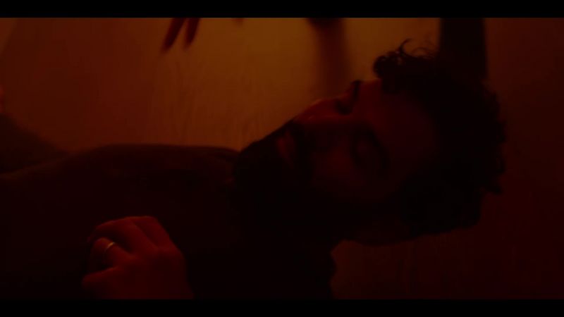 Robert, wake up. Robert, wake up, please!