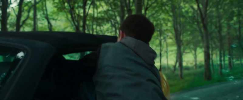 [Robin crying]