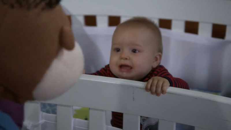 �� Rock-a-bye, baby, on the treetop ♪