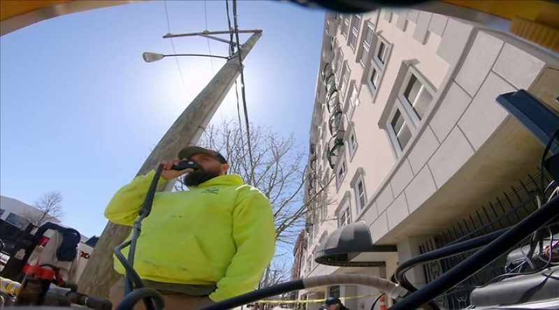 Roger. You're gonna connect the two hoses back together