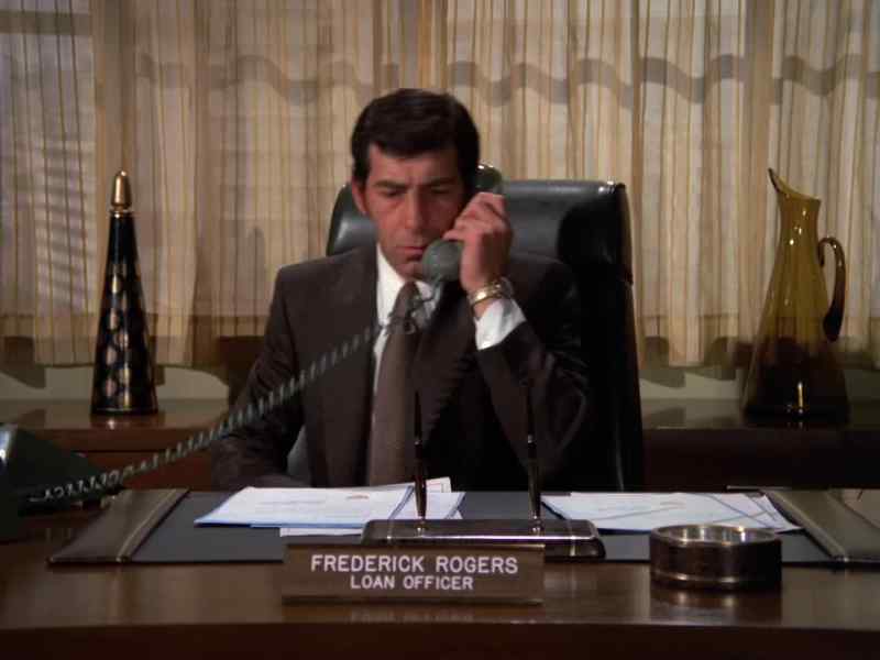Rogers. - Listen, I'm in a phone booth