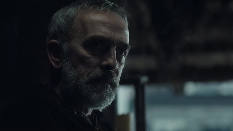 [Rognvaldr roars] - [missionary 1 gasping]