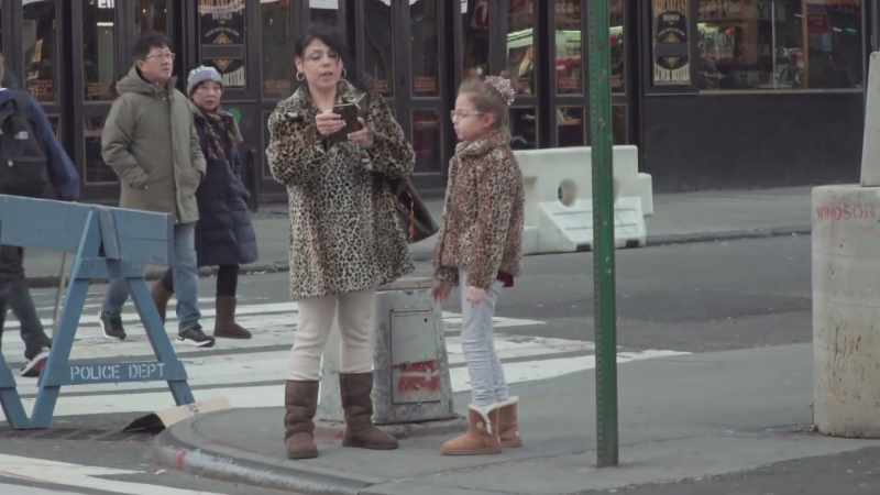 �� (ROMANTIC MUSIC PLAYING) ♪