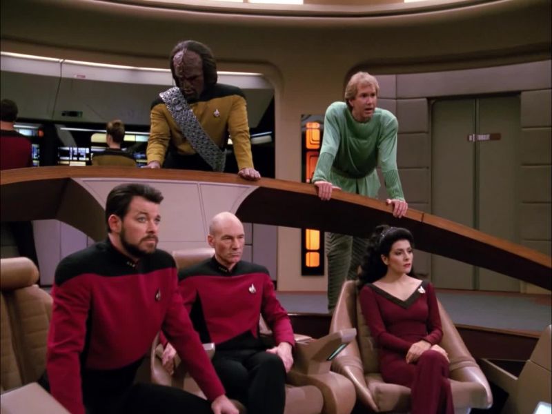 Romulan warbird closing