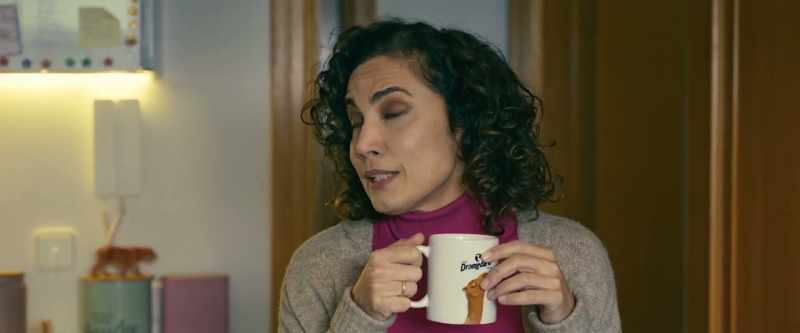 Rosaura, we have to get the turkey out. Please