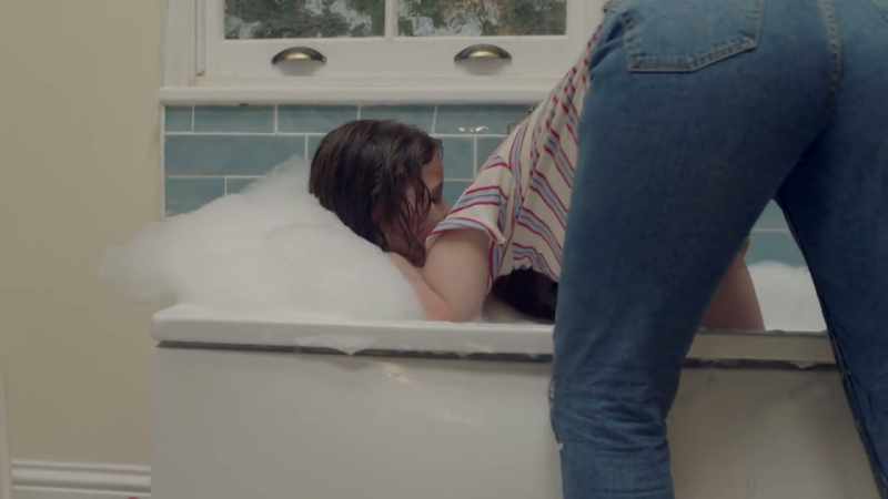 [Rosie cries]