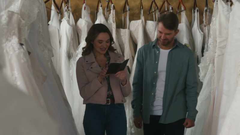 Ruching, a Blouson waist
