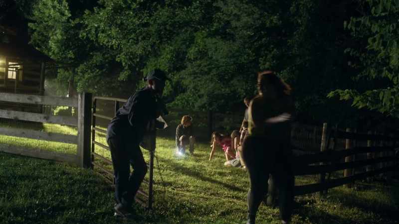 Run! Go go go go go! - Go on get!