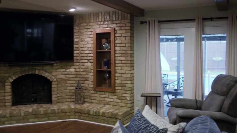 [Russell] Those windows are also wrong for that room