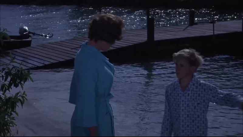 Sandy! That water's freezing!