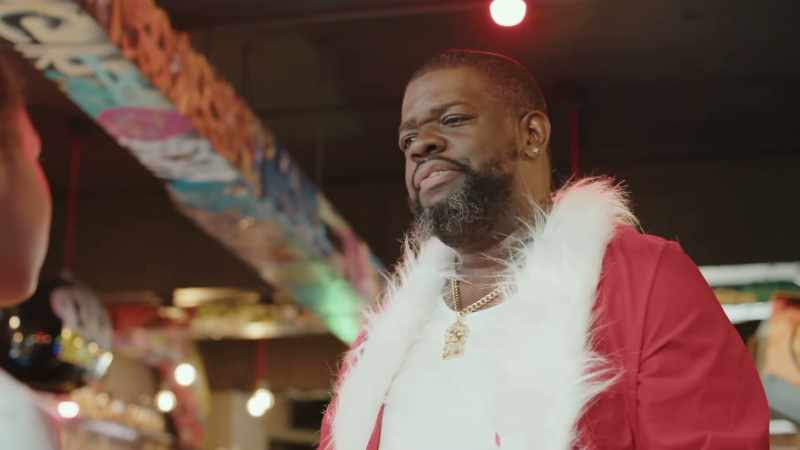 Santa Claus gotta deliver