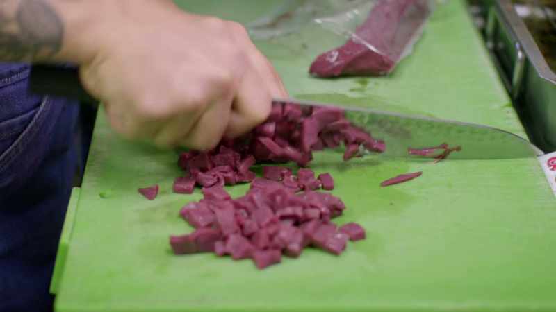Sara gets her scalpel into some beef heart
