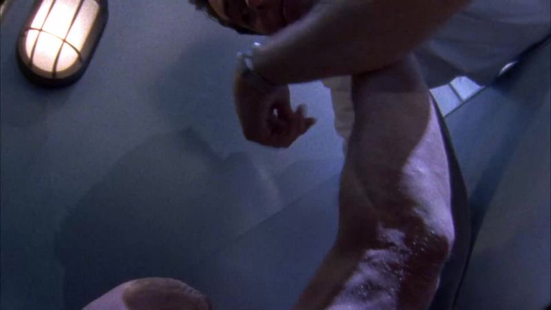 Sarah, help me! Chuck!
